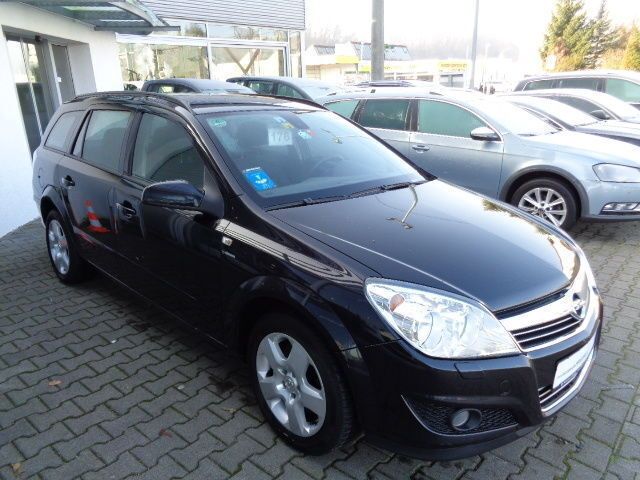 Gebraucht Opel Astra Edition 125 PS (91 kW) 2008 Schwarz metallic Kombi