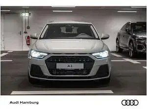 Neu Audi A1 150 PS (110 kW) 2026 Silber (tausilber metallic) SUV