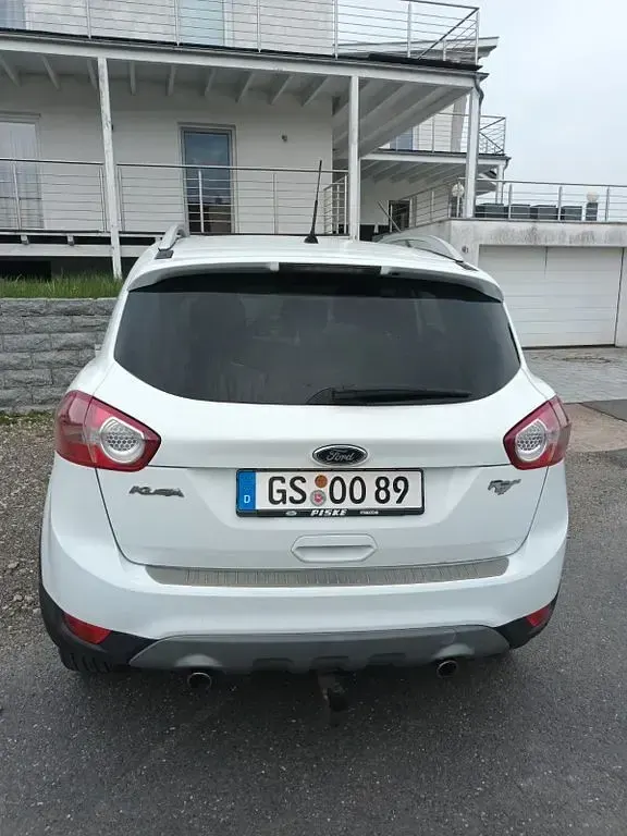 Gebraucht Ford Kuga Titanium 163 PS (119 kW) 2012 Weiß SUV