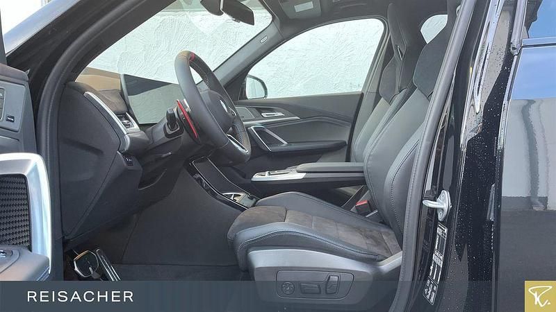 Neu BMW X1 Performance 317 PS (233 kW) 2026 Schwarz SUV