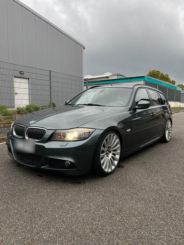 Gebraucht 2011 BMW 320 M Sport Kombi | 6.400 € (Guter Preis) - Bild 1/4