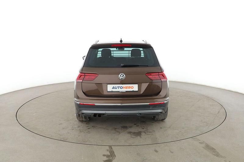 Gebraucht VW Tiguan Highline 180 PS (132 kW) 2017 Braun SUV