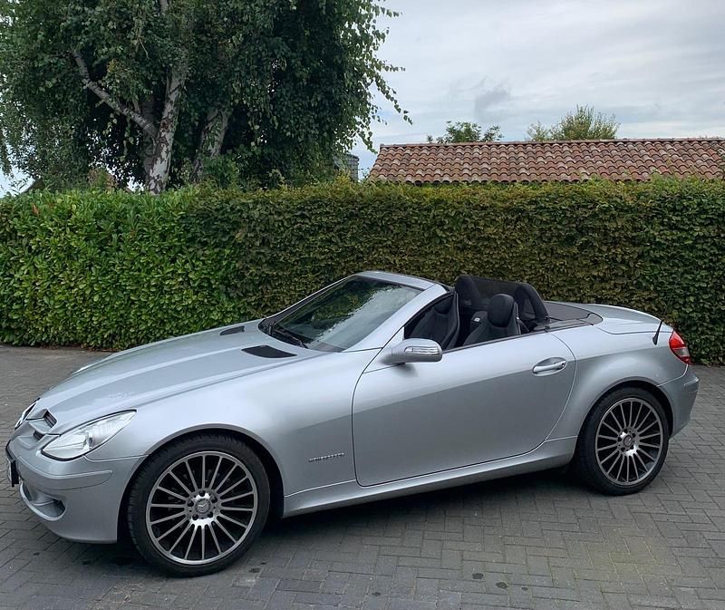 Silber Gebraucht 2004 Mercedes SLK200 Cabrio | 11.499 € (Fairer Preis) - Bild 1/4