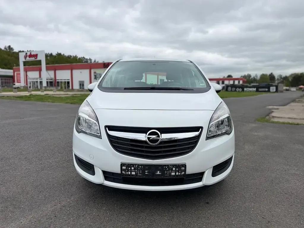 Gebraucht Opel Meriva Selection 101 PS (74 kW) 2017 Weiß Van / Kleinbus