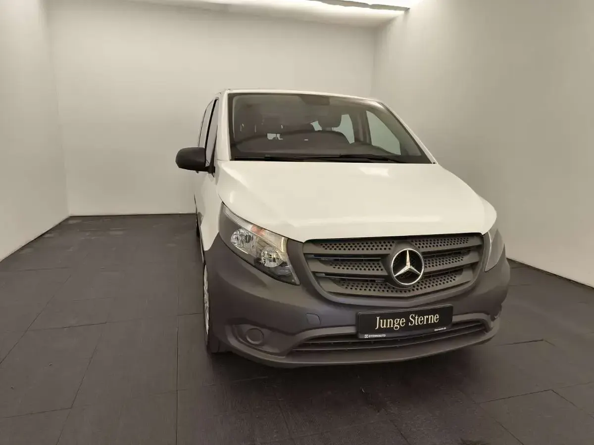 Gebraucht Mercedes Vito 136 PS (100 kW) 2022 Arktikweiß Van