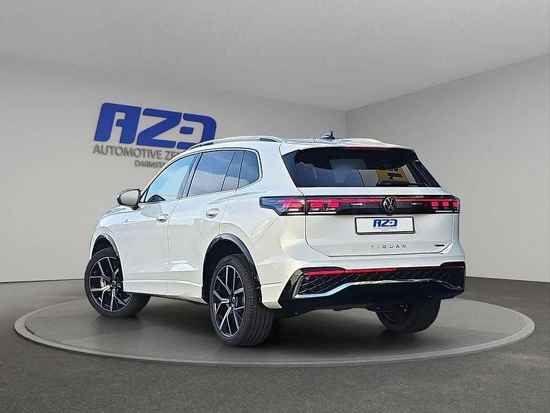 Gebraucht VW Tiguan R-line 193 PS (141 kW) 2025 Weiß SUV