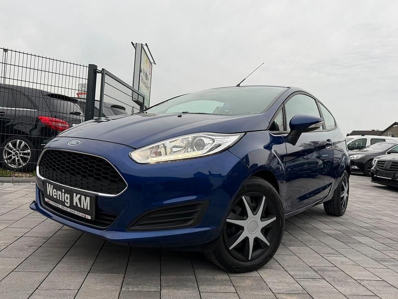 Gebraucht Ford Fiesta 59 PS (43 kW) 2017 Blau Kleinwagen