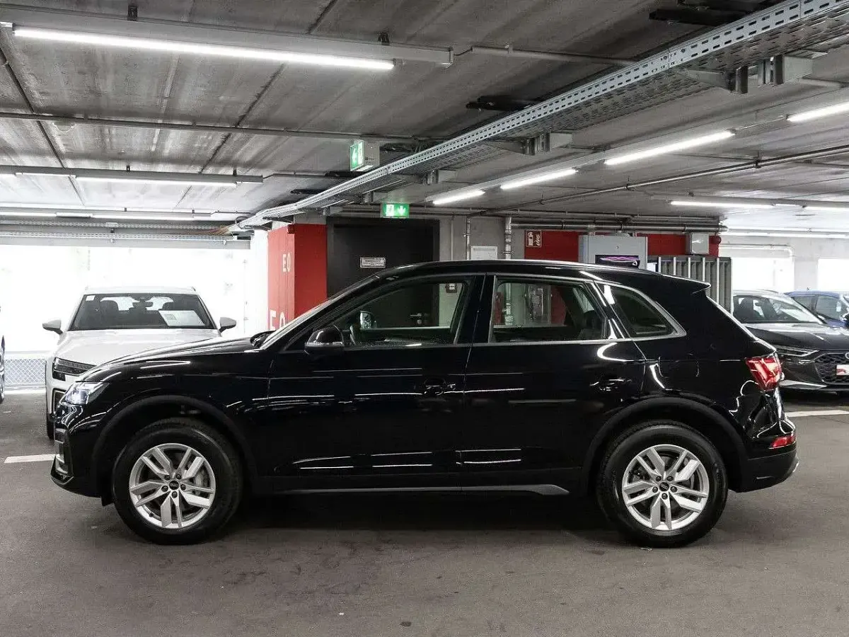 Gebraucht Audi Q5 299 PS (219 kW) 2023 Brillantschwarz SUV