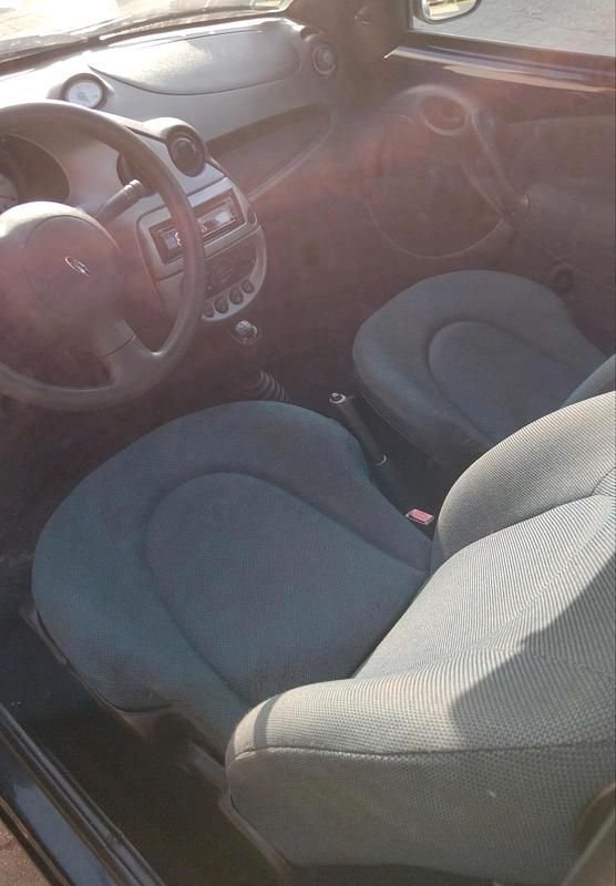 Second-hand Ford Ka 55 CP (40 kW) 2005 Albastru Hatchback