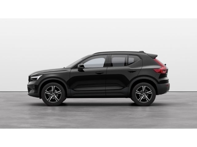 Gebraucht Volvo XC40 Core 163 PS (119 kW) 2024 Schwarz SUV