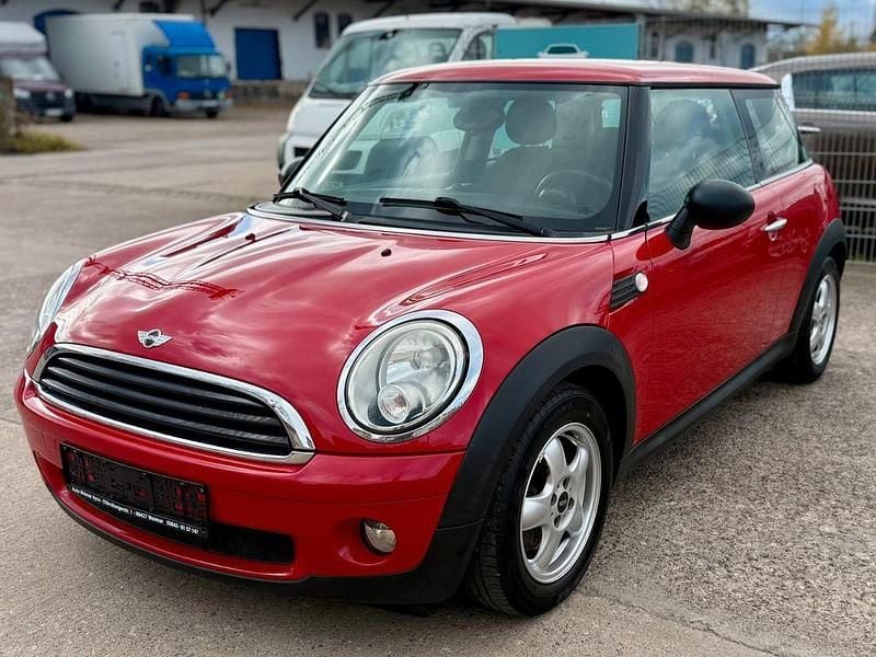 Rot Gebraucht 2009 Mini ONE Kleinwagen | 4.190 € (Guter Preis) - Bild 1/4