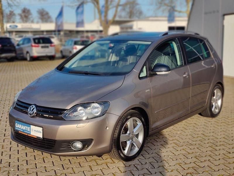 Gebraucht VW Golf VII Match 122 PS (89 kW) 2012 Braun Limousine