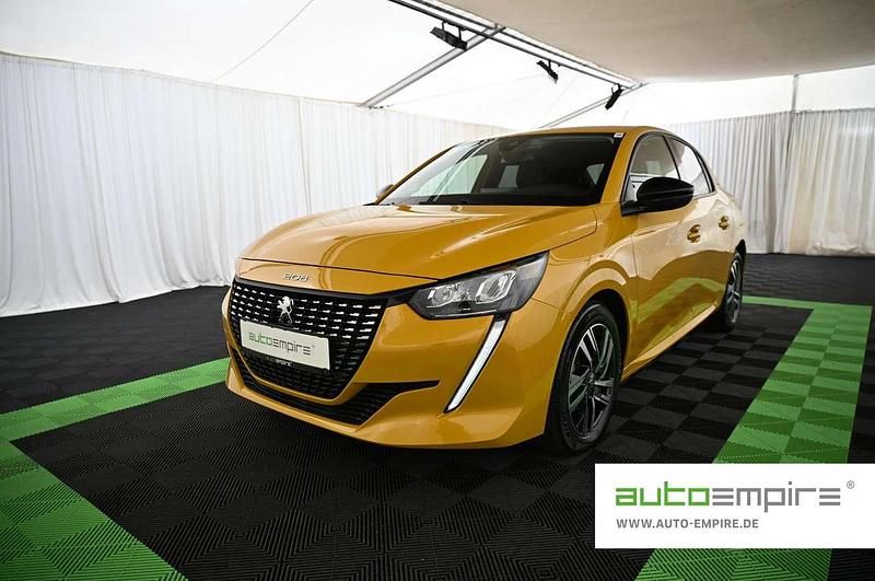 Faro gelb Gebraucht 2023 Peugeot 208 Allure Kleinwagen | 15.490 € (Fairer Preis) - Bild 1/3