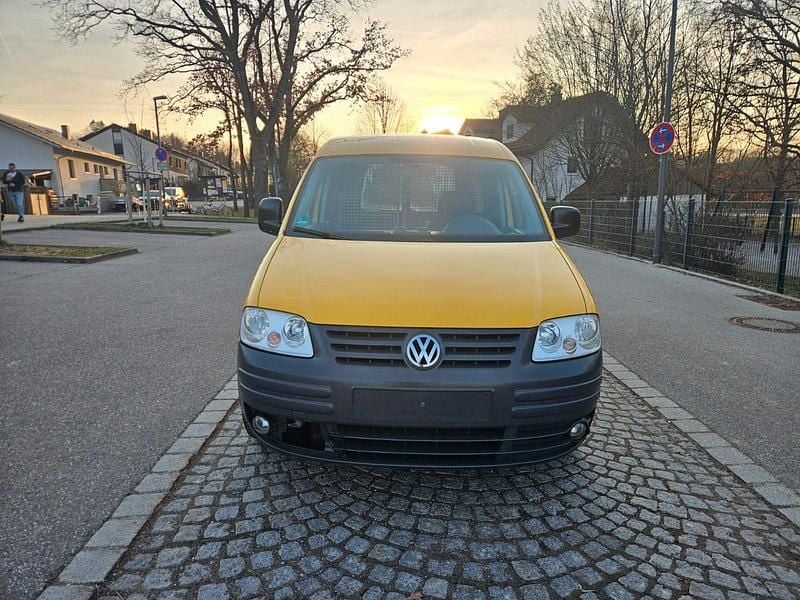 Second-hand VW Caddy 69 CP (50 kW) 2010 Galben Monovolum