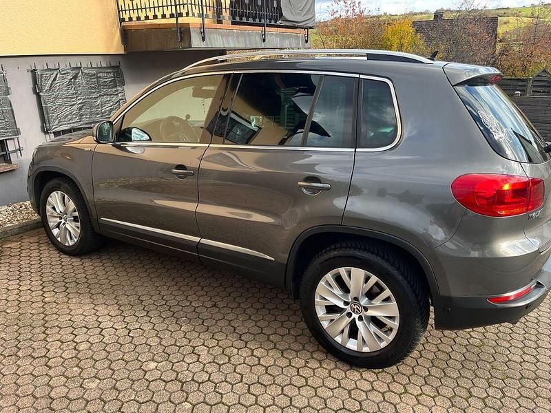 Gebraucht 2014 VW Tiguan Sportline SUV | 14.500 € (Etwas zu teuer) - Bild 1/4