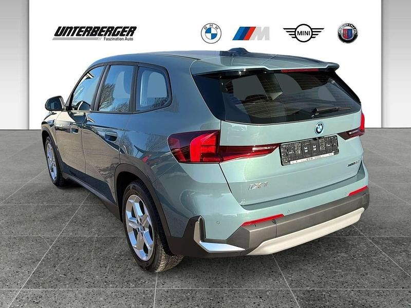 Gebraucht BMW iX1 Performance 225 kW (306 PS) 2023 Cape york grün SUV