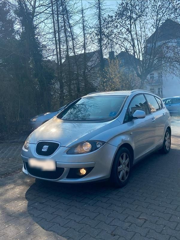 Gebraucht Seat Altea XL 102 PS (75 kW) 2007 Silber Van / Kleinbus