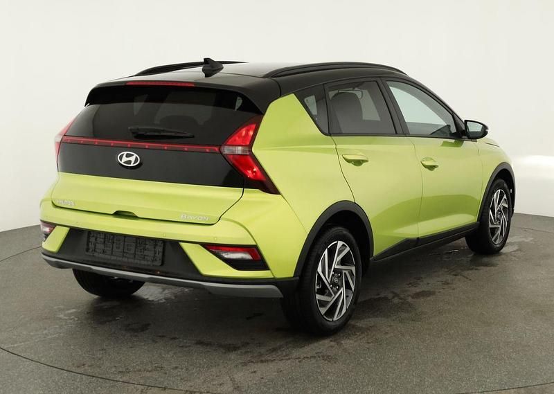 Neu Hyundai Bayon 101 PS (74 kW) 2026 Lucid lime metallic / dach schwarz SUV