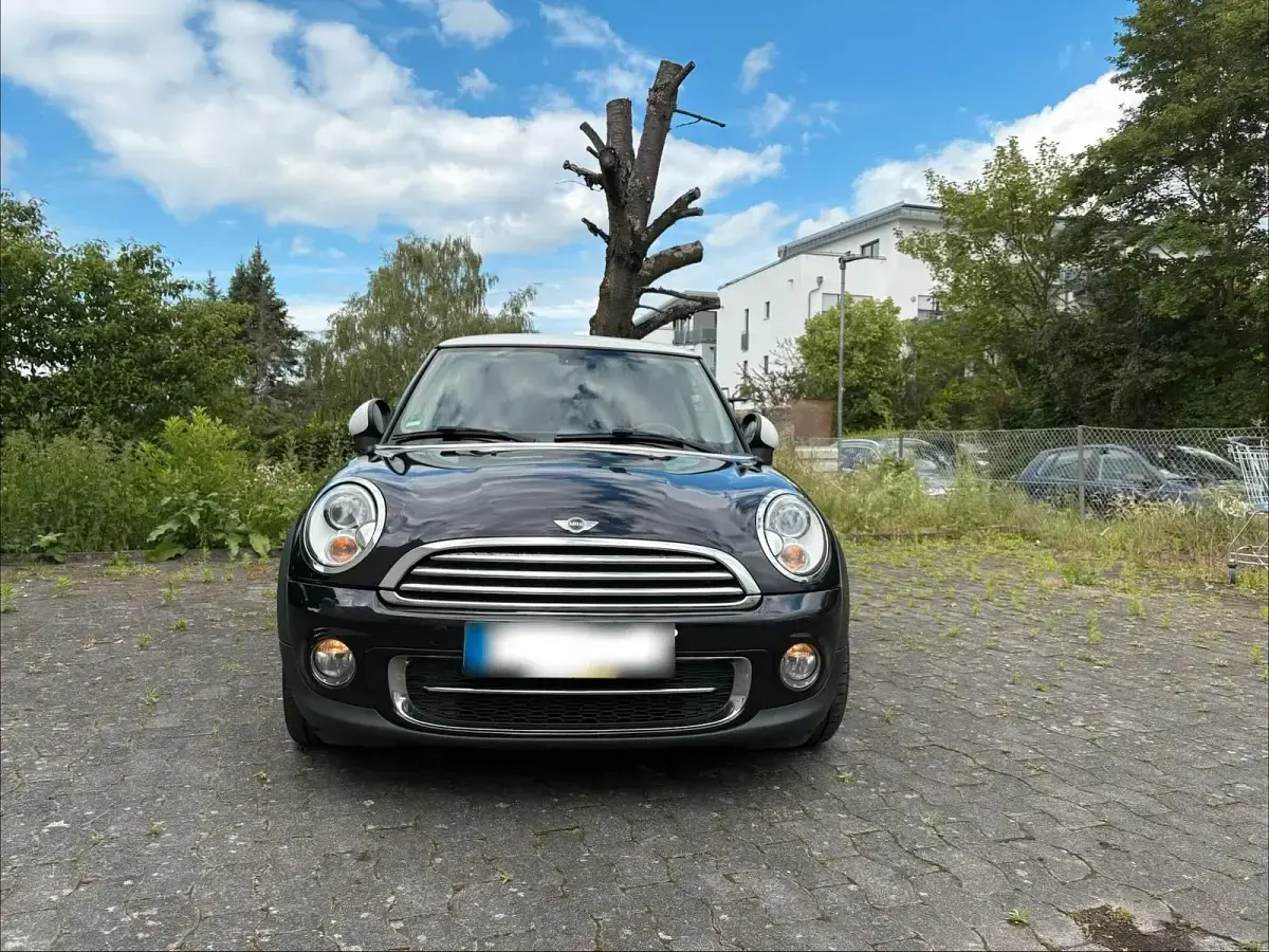 Gebraucht Mini Cooper D 112 PS (82 kW) 2014 Schwarz Kleinwagen