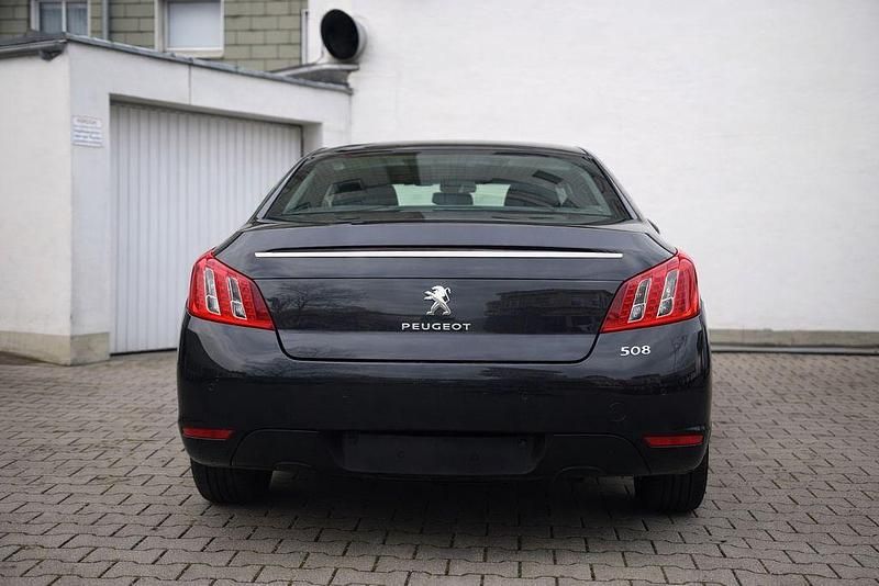 Gebraucht Peugeot 508 Active 200 PS (147 kW) 2012 Grau Limousine
