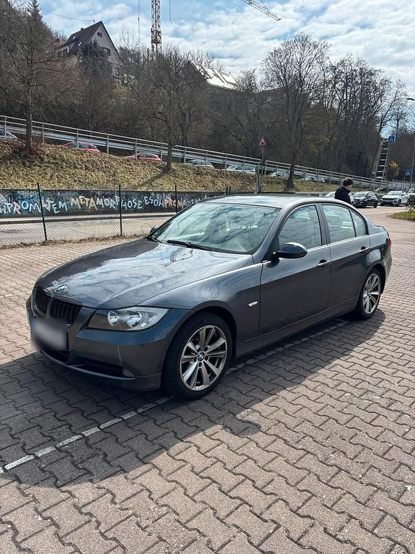 Gebraucht BMW 318 129 PS (94 kW) 2006 Grau Limousine