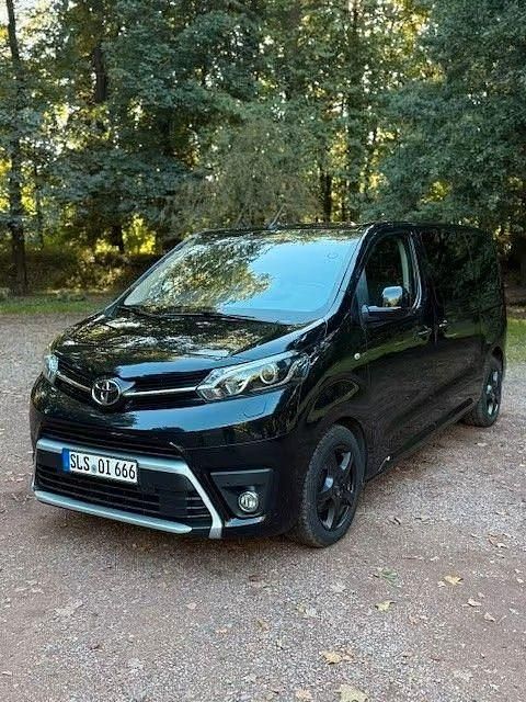 Schwarz Gebraucht 2019 Toyota Proace Van | 28.990 € (Etwas zu teuer) - Bild 1/4