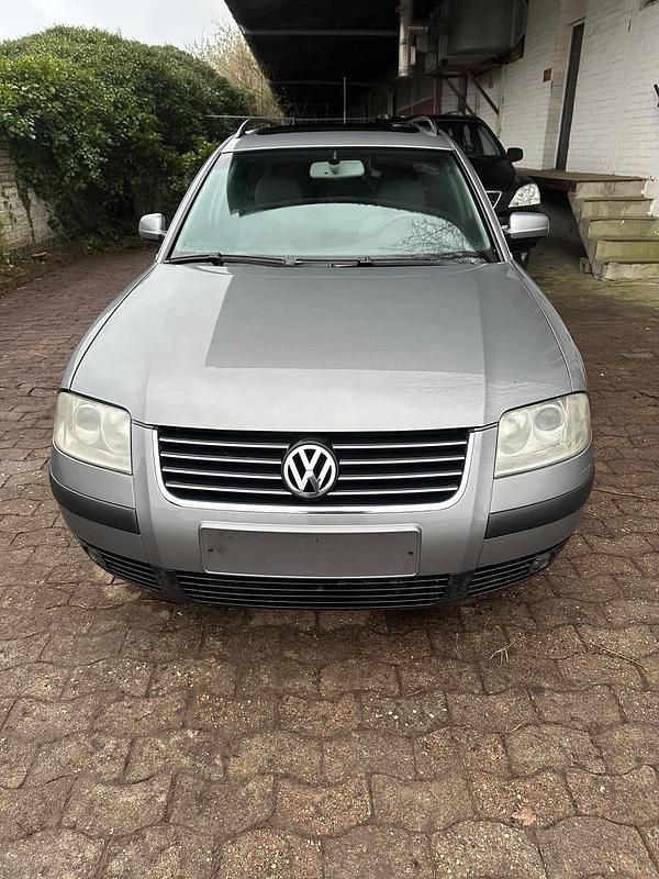Używany VW Passat 131 KM (96 kW) 2003 Srebrny Kombi