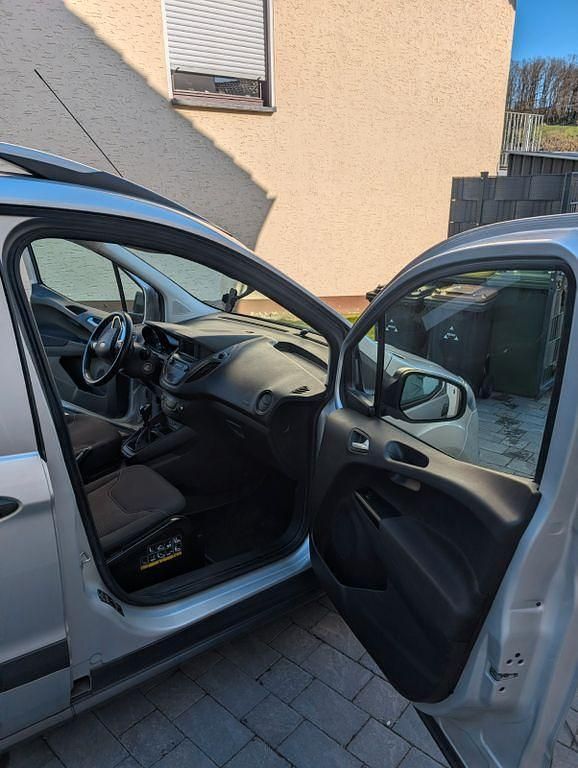 Gebraucht Ford Transit 101 PS (74 kW) 2018 Silber Limousine