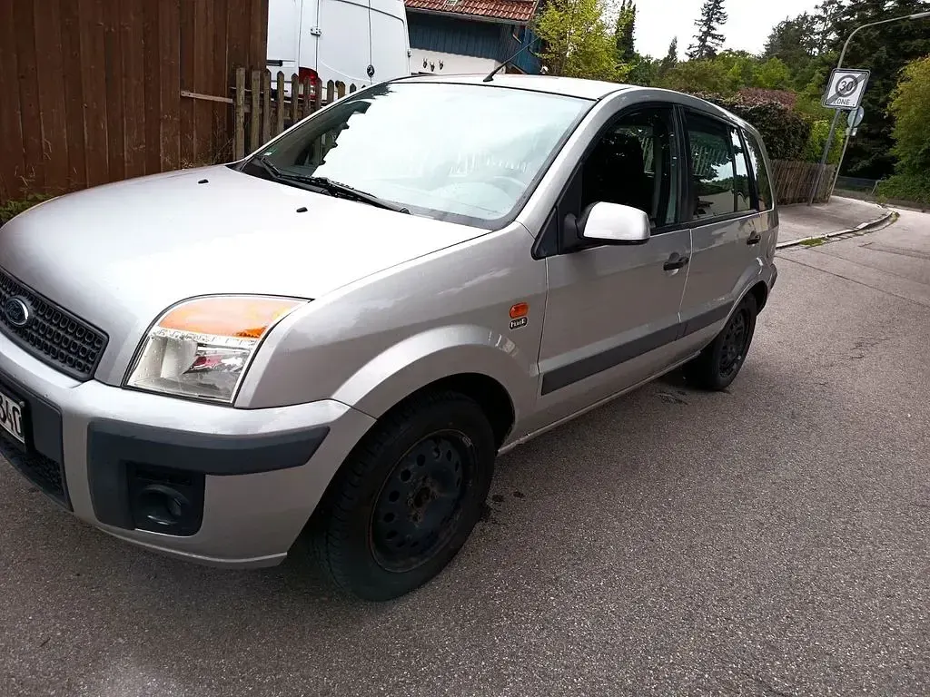 Gebraucht Ford Fusion 68 PS (50 kW) 2006 Silber Kleinwagen