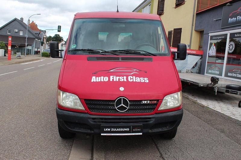Rot Gebraucht 2004 Mercedes Sprinter Van | 4.999 € - Bild 1/4
