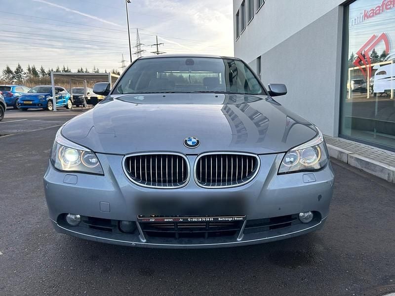 Gebraucht BMW 530 218 PS (160 kW) 2004 Grau Limousine