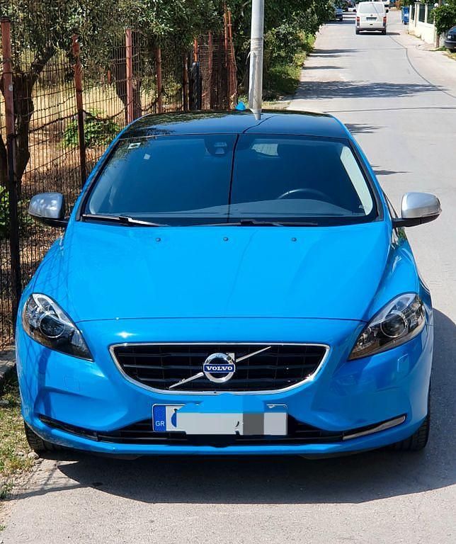 Blau Gebraucht 2016 Volvo V40 Kombi | 15.000 € (Fairer Preis) - Bild 1/4