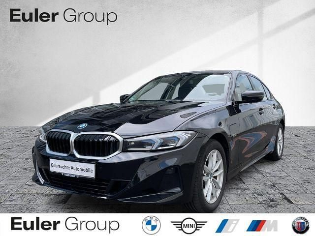 Schwarz ii Gebraucht 2022 BMW 320e Sport Line Limousine | 28.888 € (Guter Preis) - Bild 1/4