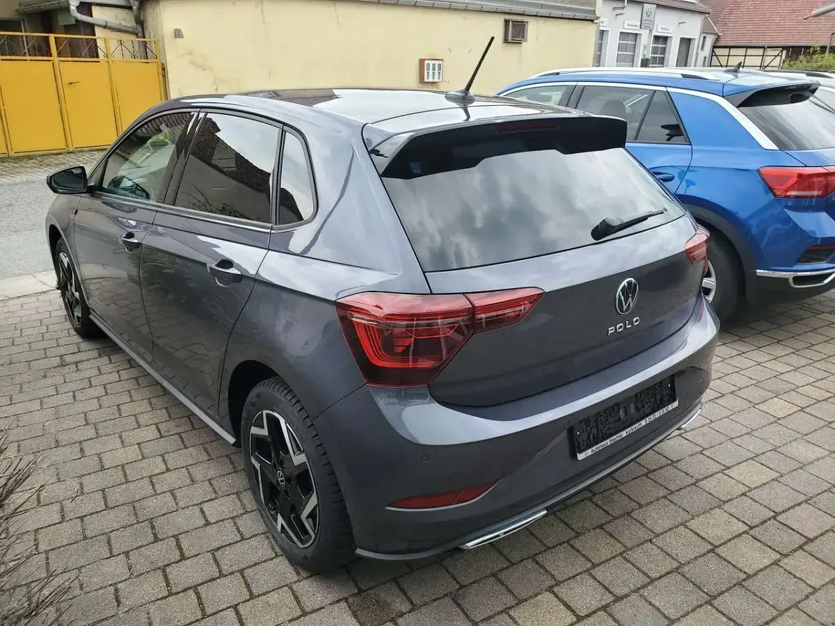 Gebraucht VW Polo R-line 95 PS (69 kW) 2025 Rauchgrau metallic Kleinwagen