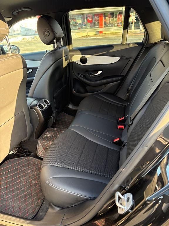 Gebraucht Mercedes GLC300e 306 PS (225 kW) 2022 Schwarz SUV