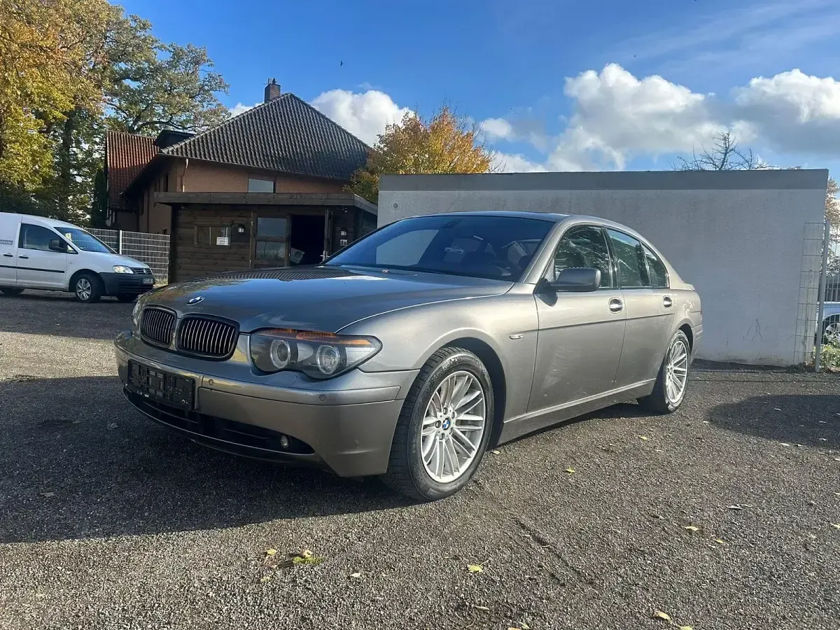 Gebraucht BMW 745 330 PS (242 kW) 2007 Limousine