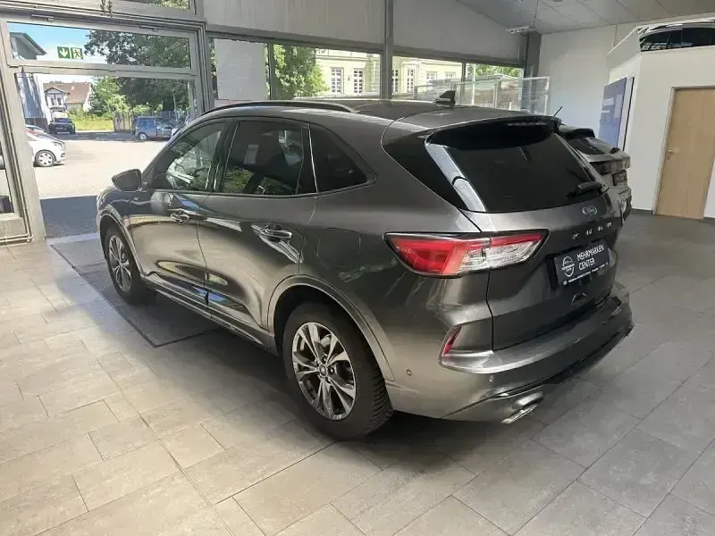 Gebraucht Ford Kuga ST-Line X 150 PS (110 kW) 2023 Magneticgrau (metallic) (metallic) SUV