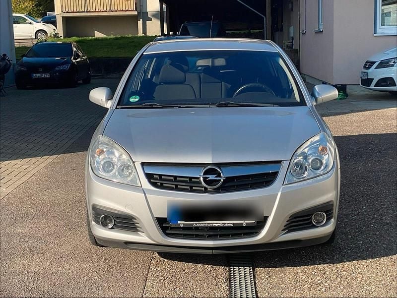 Silber Gebraucht 2007 Opel Signum Kleinwagen | 1.900 € (Fairer Preis) - Bild 1/4