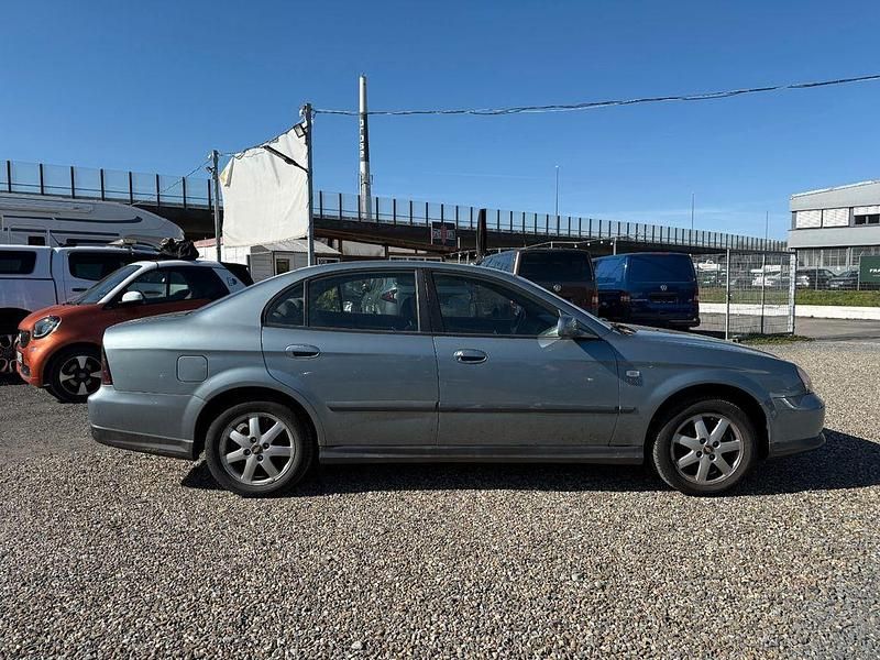 Occasion Chevrolet Evanda CDX 131 ch (96 kW) 2005 Gris Berline