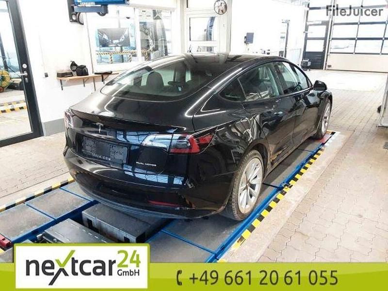 Second-hand Tesla Model 3 Performance 461 kW (627 CP) 2022 Alb Berlinǎ