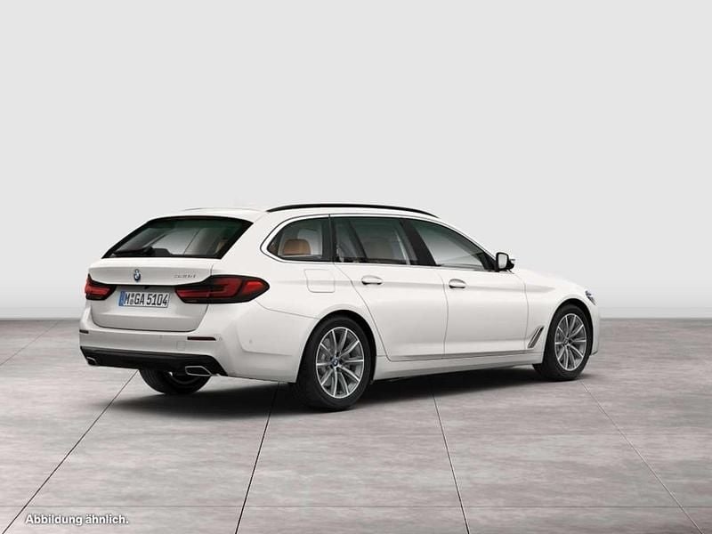 Gebraucht BMW 520 190 PS (139 kW) 2024 Weiß Kombi