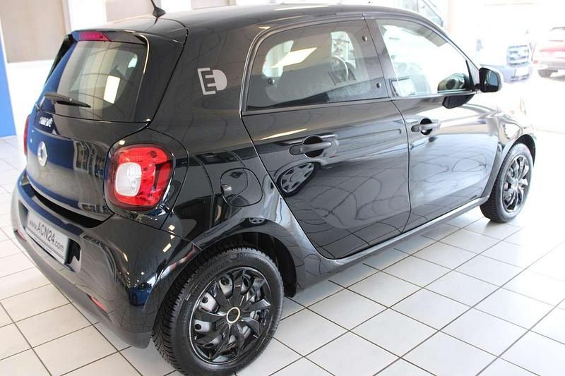 Gebraucht Smart ForFour Electric Drive 60 kW (82 PS) 2018 Schwarz Kleinwagen