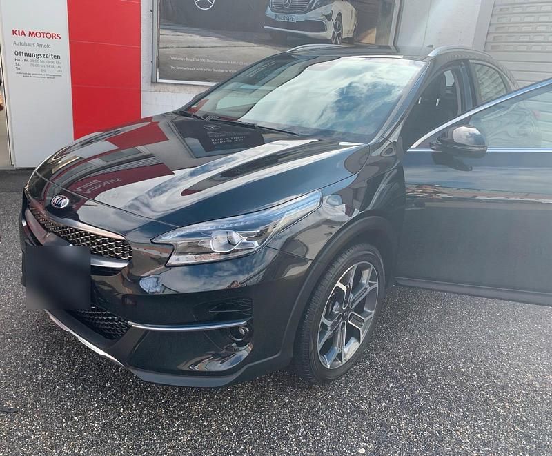 Gebraucht Kia XCeed 136 PS (100 kW) 2020 Schwarz SUV