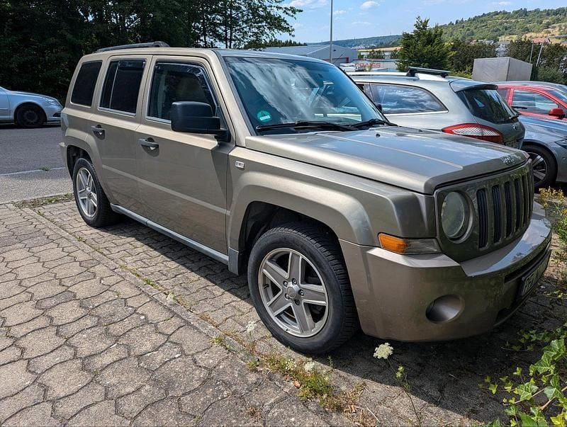 Grün Gebraucht 2007 Jeep Patriot SUV | 1.500 € - Bild 1/4
