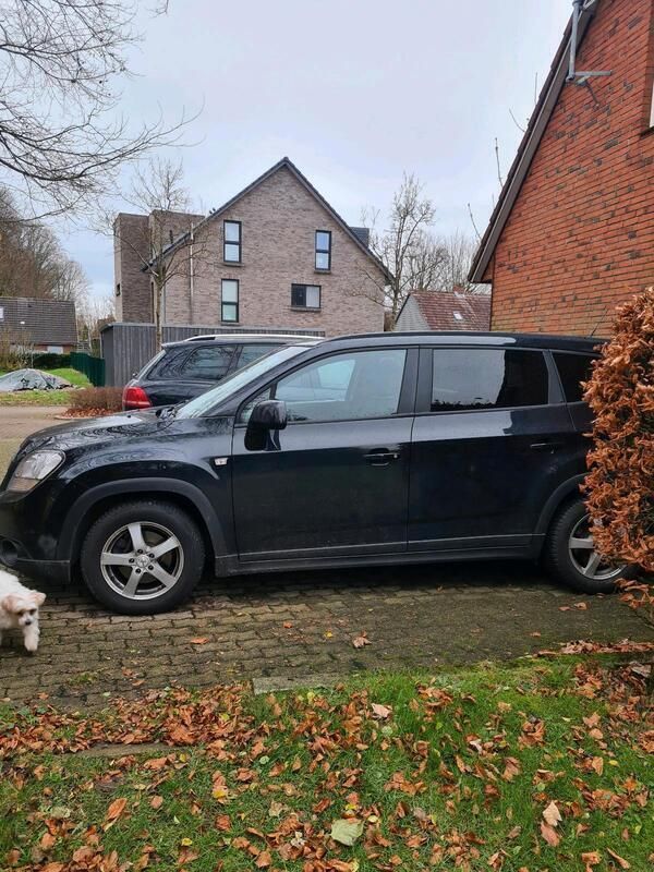 Schwarz Gebraucht 2014 Chevrolet Orlando LT SUV | 6.350 € (Guter Preis) - Bild 1/4