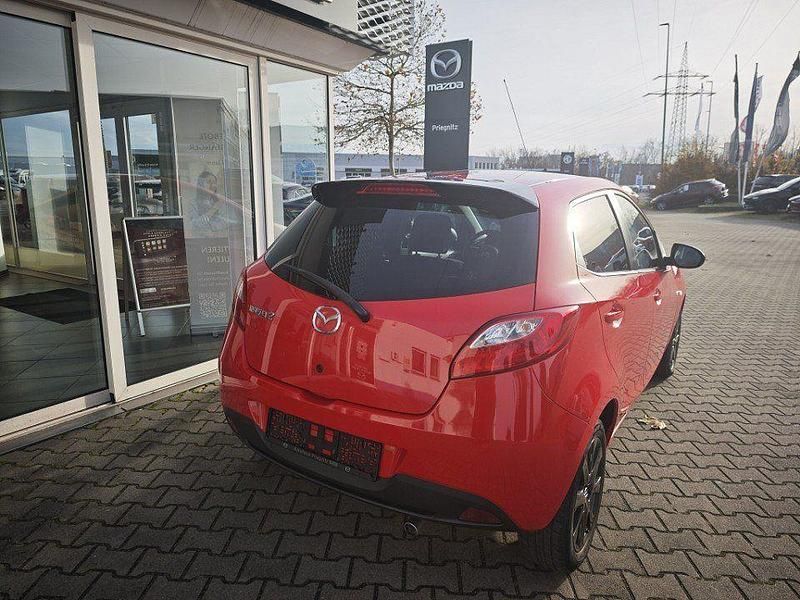 Gebraucht Mazda 2 75 PS (55 kW) 2014 Schwarz Limousine