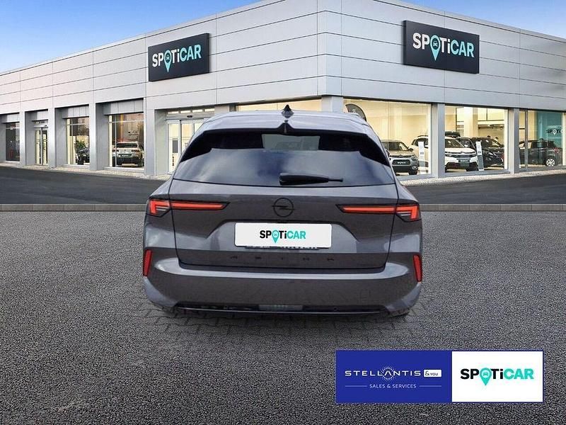 Gebraucht Opel Astra 131 PS (96 kW) 2024 Grau Limousine