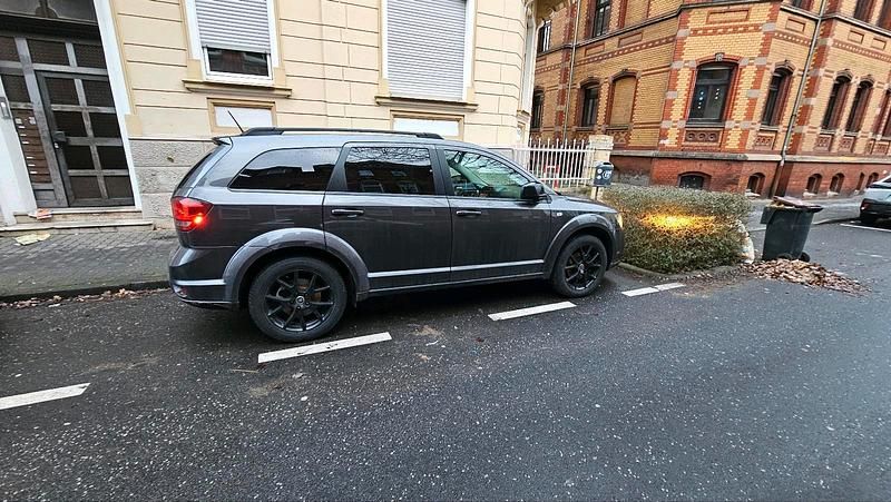 Gebraucht Fiat Freemont 170 PS (125 kW) 2016 Grau SUV