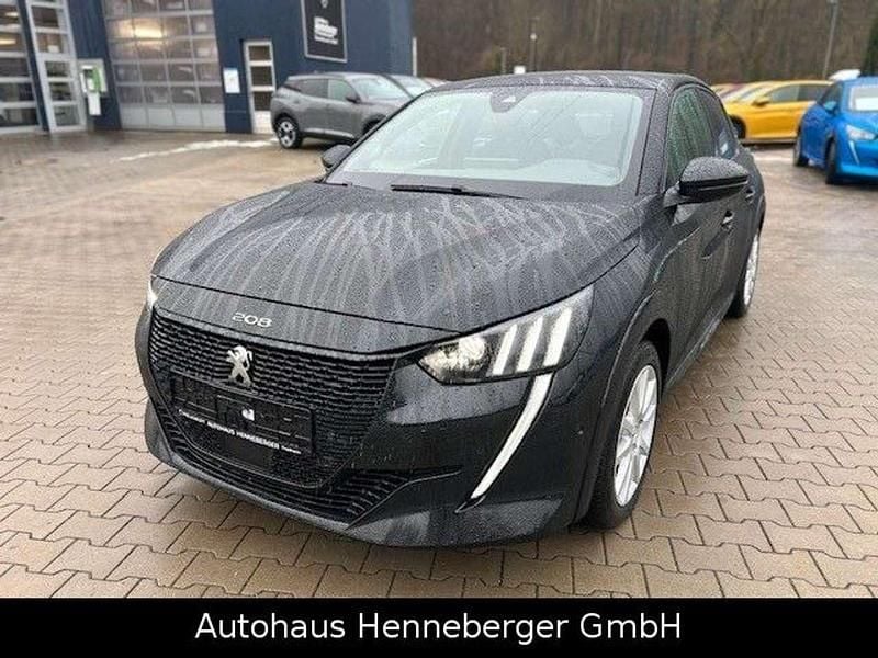 Schwarz Gebraucht 2022 Peugeot e-208 GT Kleinwagen | 17.990 € (Fairer Preis) - Bild 1/3