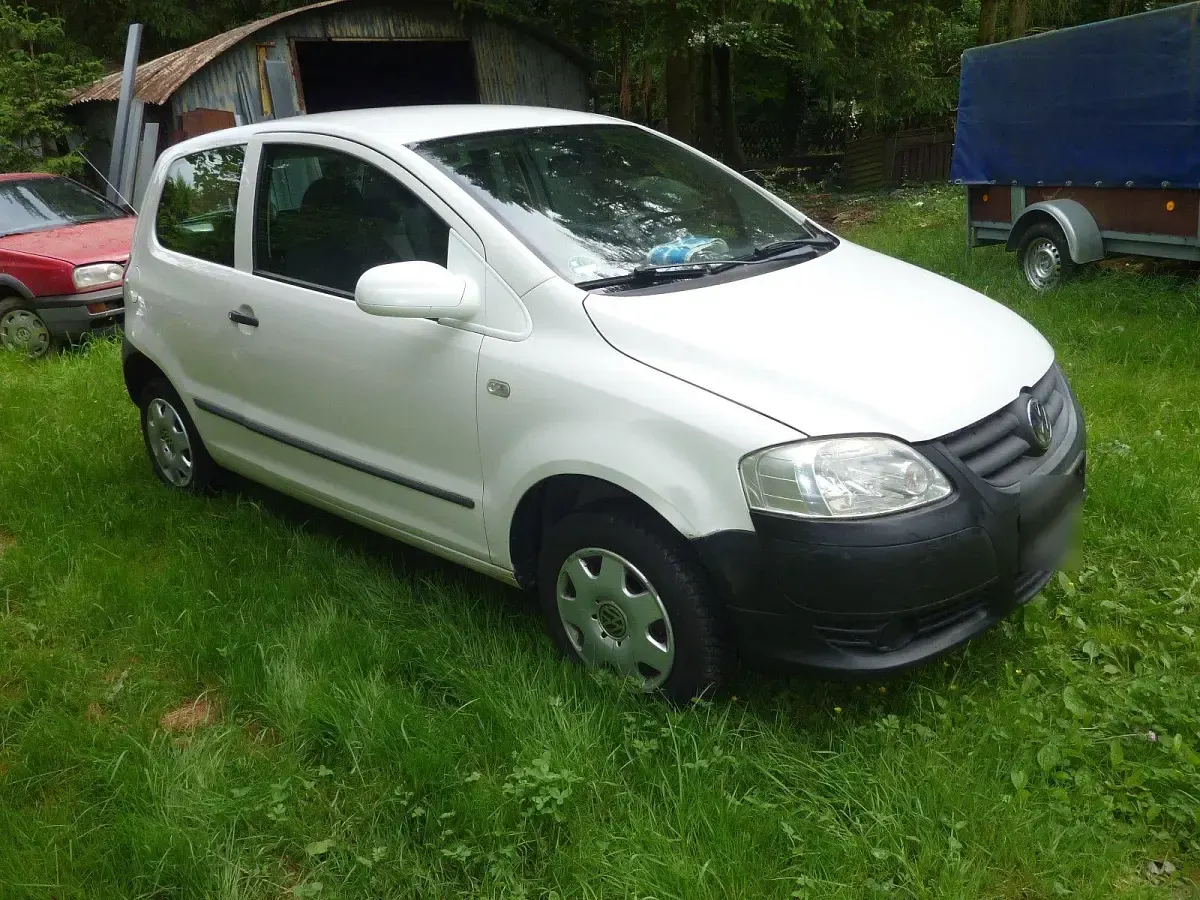 Gebraucht VW Fox 54 PS (39 kW) 2006 Weiß Kleinwagen
